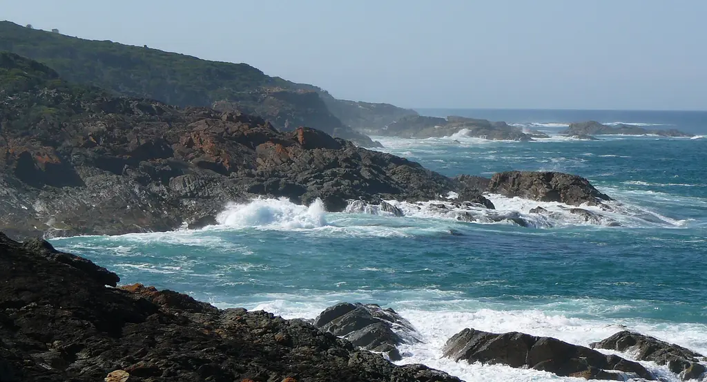 The rocky coastline of southern Bournda National Park